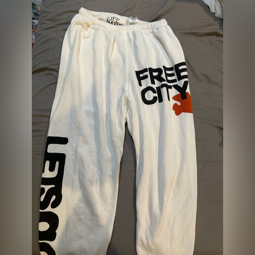 Freecity Cotton Logo Sweatpants Medium